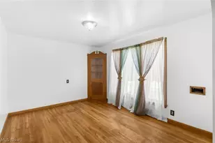 2311 Coronado Ave, Youngstown, OH 44504 - Photo 8