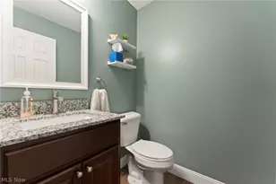 838 Overlook Ridge Dr, Loveland, OH 44109 - Photo 12