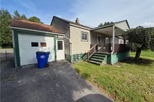 1992 Lisbon St, East Liverpool, OH 43920 - Photo 2