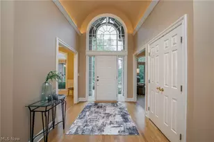 2665 Deer Ridge Run, Cuyahoga Falls, OH 44223 - Photo 8