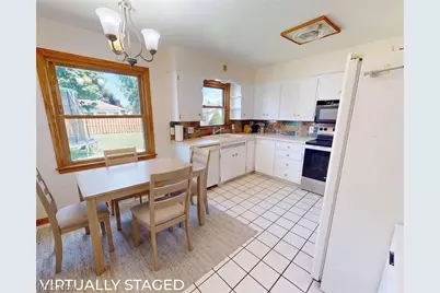 615 Edison Street, Struthers, OH 44471 - Photo 6