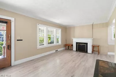 1078 Oakland Avenue, Akron, OH 44310 - Photo 6