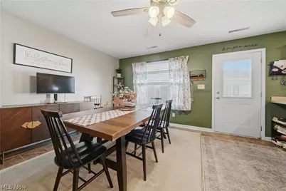 2137 Beechtree Drive, Uniontown, OH 44685 - Photo 16