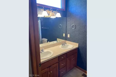 1322 Meadowbrook Drive, Dover, OH 44622 - Photo 20