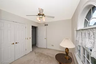1035 Stratford Pl, Alliance, OH 44601 - Photo 38