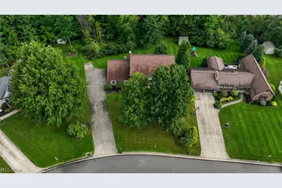 1035 Stratford Place, Alliance, OH 44601 - Photo 4