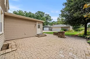 225 Melbourne Ave, Akron, OH 44313 - Photo 40