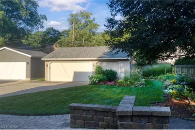 225 Melbourne Avenue, Akron, OH 44313 - Photo 44