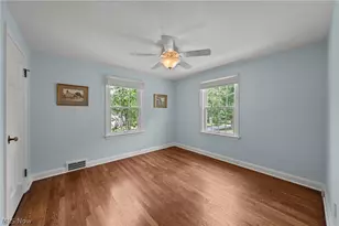 225 Melbourne Ave, Akron, OH 44313 - Photo 28