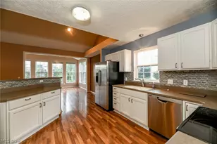 200 Weatherstone Ct, Copley, OH 44321 - Photo 12
