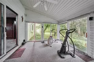 4188 Idlebrook Dr, Akron, OH 44333 - Photo 16