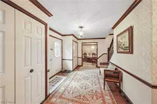 4188 Idlebrook Dr, Akron, OH 44333 - Photo 4