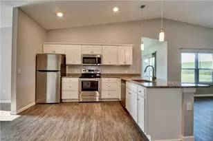 586 Keim Dr NW, Strasburg, OH 44680 - Photo 8