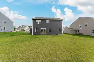2202 N Park Rd, Twinsburg, OH 44087 - Photo 2