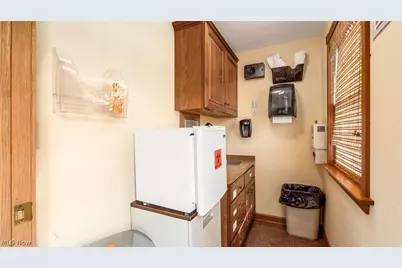 1215 Newark Road, Zanesville, OH 43701 - Photo 22
