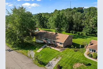 39 Emmett Way, Steubenville, OH 43952 - Photo 2