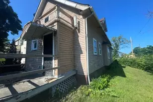 3107 E 94th St, Loveland, OH 44104 - Photo 8