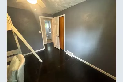 4173 Cambridge Avenue, Lorain, OH 44053 - Photo 12