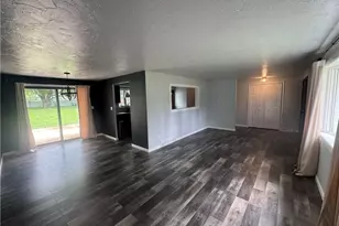 4173 Cambridge Ave, Lorain, OH 44053 - Photo 4