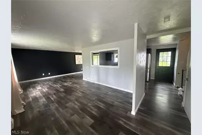 4173 Cambridge Avenue, Lorain, OH 44053 - Photo 2