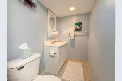 2975 Vincent Drive, Green Hills, OH 44131 - Photo 38