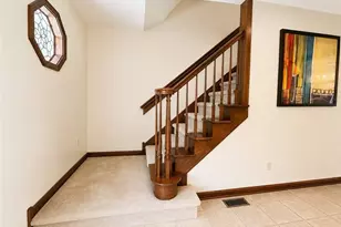 2975 Vincent Dr, Green Hills, OH 44131 - Photo 16