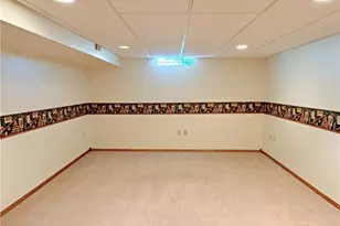 2975 Vincent Dr, Green Hills, OH 44131 - Photo 38