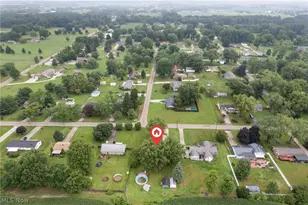 7660 Lakefield St, Louisville, OH 44641 - Photo 32