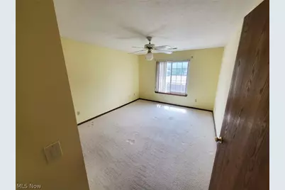 8671 Scenicview Drive #205, Grandview Heights, OH 44147 - Photo 6
