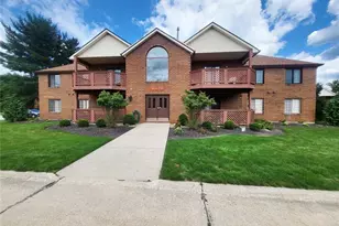8671 Scenicview Dr, Grandview Heights, OH 44147 - Photo 1