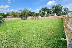 360 Trump Ave NE, East Canton, OH 44730 - Photo 26