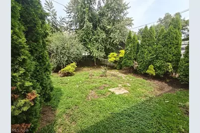 18703 Kewanee Avenue, Loveland, OH 44119 - Photo 12