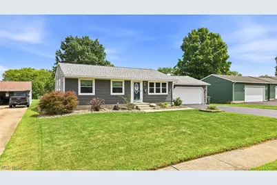723 Dresden Drive, Hubbard, OH 44425 - Photo 32