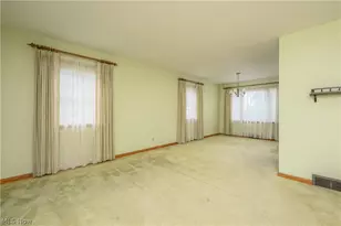 189 36th St SW, Barberton, OH 44203 - Photo 14