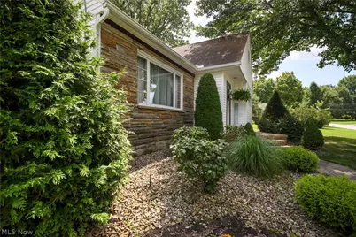 189 36th Street SW, Barberton, OH 44203 - Photo 4
