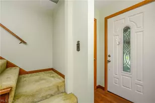 189 36th St SW, Barberton, OH 44203 - Photo 12