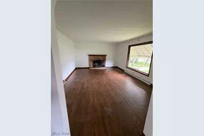 152 Fairdale Avenue, Campbell, OH 44405 - Photo 2