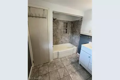 152 Fairdale Avenue, Campbell, OH 44405 - Photo 14