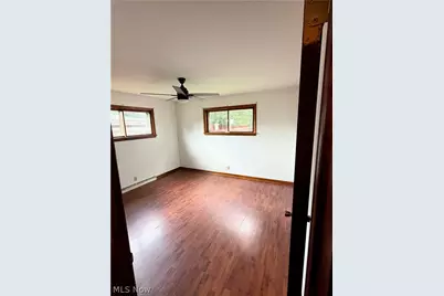 152 Fairdale Avenue, Campbell, OH 44405 - Photo 6