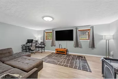 430 Hilltop Drive, Doylestown, OH 44230 - Photo 2