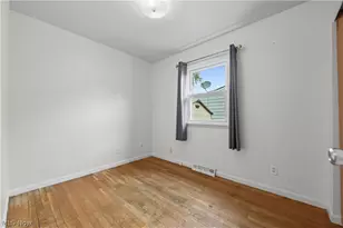 138 Thorlone Ave, Akron, OH 44312 - Photo 8