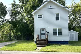 784 Rosamond Ave, Akron, OH 44307 - Photo 24