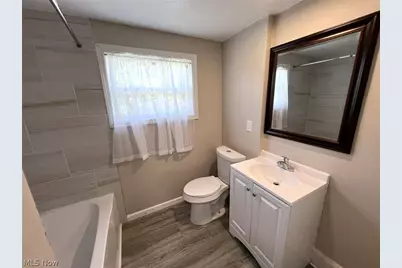 784 Rosamond Avenue, Akron, OH 44307 - Photo 12