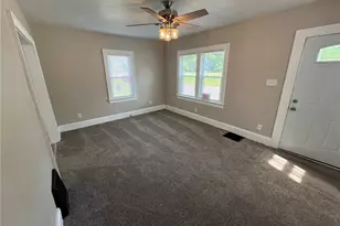 784 Rosamond Ave, Akron, OH 44307 - Photo 6