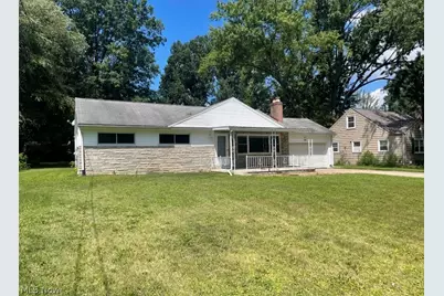 3364 Glen Oaks Drive, Youngstown, OH 44511 - Photo 2