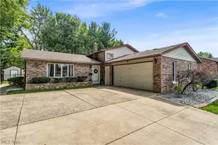 3666 Sleepy Hollow Rd, Brunswick Hills, OH 44212 - Photo 2