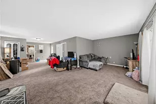 222 E Howard St, Willard, OH 44890 - Photo 14