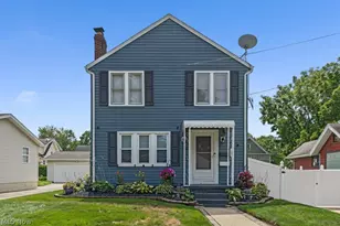 1392 Indianola Ave, Akron, OH 44305 - Photo 1