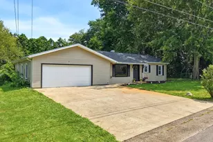 2953 N Prior Rd, Coventry, OH 44319 - Photo 2