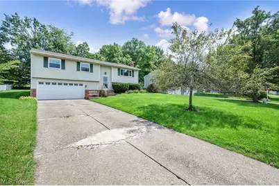 753 Poplar Drive, Brunswick, OH 44212 - Photo 2